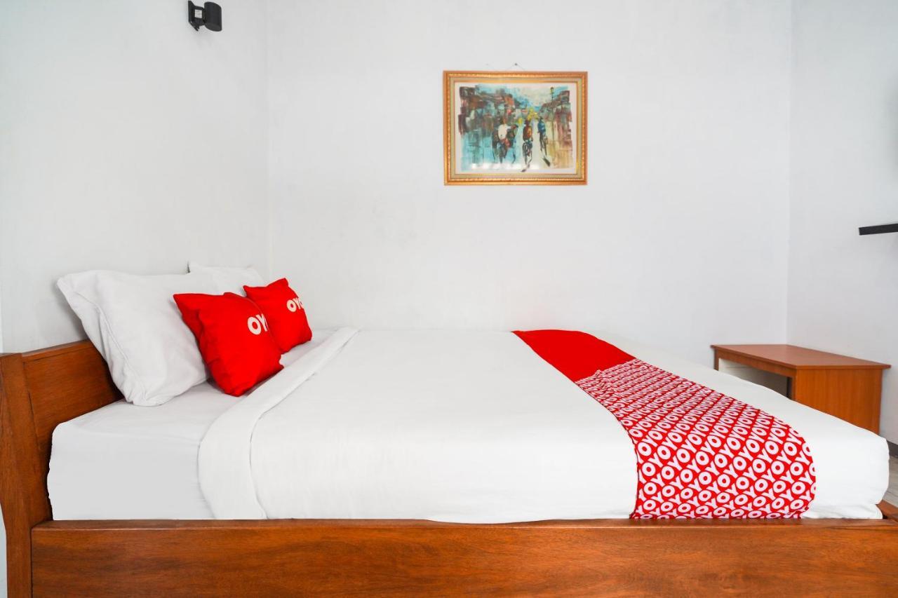 Oyo 91561 Gandhi Hotel باندونج المظهر الخارجي الصورة