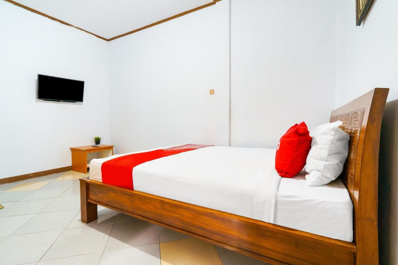 Oyo 91561 Gandhi Hotel باندونج المظهر الخارجي الصورة