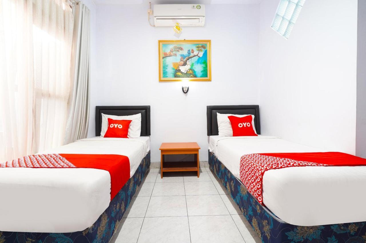 Oyo 91561 Gandhi Hotel باندونج المظهر الخارجي الصورة