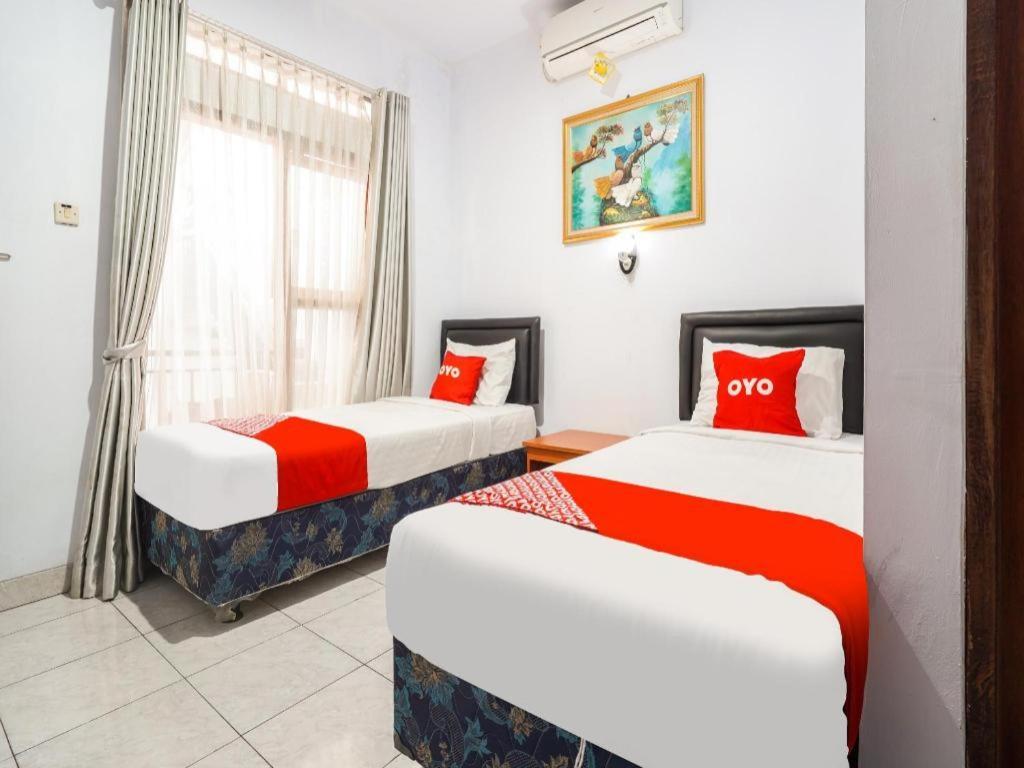 Oyo 91561 Gandhi Hotel باندونج المظهر الخارجي الصورة