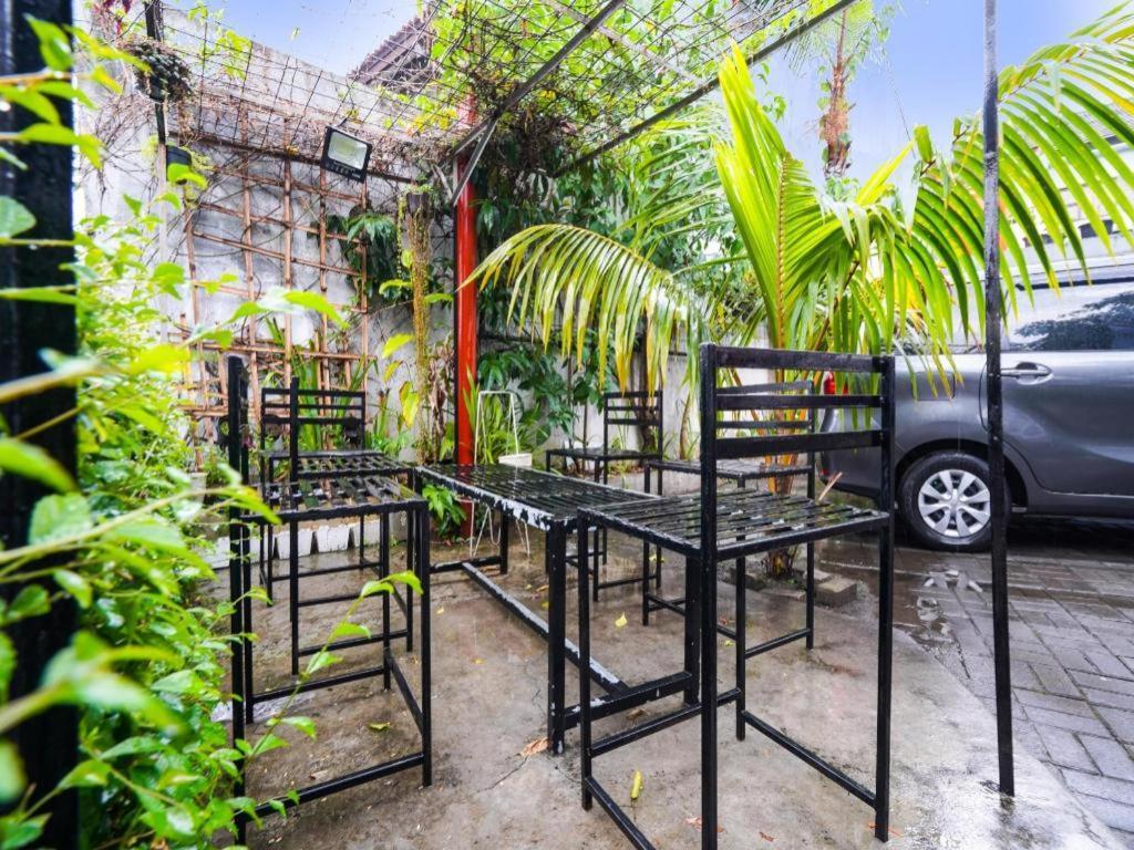 Oyo 91561 Gandhi Hotel باندونج المظهر الخارجي الصورة